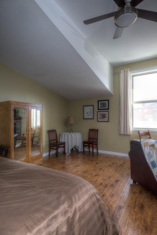 Country Encounters Accommodations Coleman Eksteriør bilde